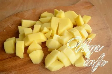 Csirke gombával és a burgonya a sütőben recept fényképpel (gomba) Csirke gombával és a burgonya a sütőben recept egy fotó