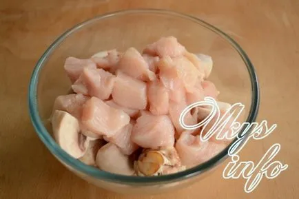 Csirke gombával és a burgonya a sütőben recept fényképpel (burgonya) Csirke gombával és a burgonya a sütőben recept egy fotó