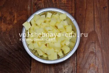 csirke galuskával