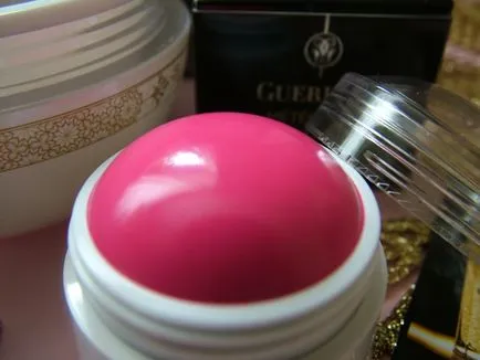 Cream Blush Guerlain meteoritok buborék pirulás 02 cseresznye - Elena Chemezov