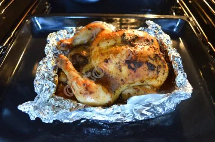 Csirke sült fólia - egy recept lépésről lépésre fotók