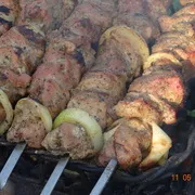 A legjobb receptek, hogyan lehet savanyú a shish kebab nyársat sertés, csirke, hal, pulyka