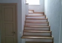 Lépcsők a második emeleten a kezét, hogyan kell csinálni video utasítást fotókkal, 2 építeni, (földszint) Lépcsők a második emeleten a kezét, hogyan kell csinálni video utasítást fotókkal, 2 építeni,