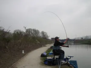 Fishing on a feeder kezdőknek - egység felszerelés és berendezés, csali és csalik - folyamat