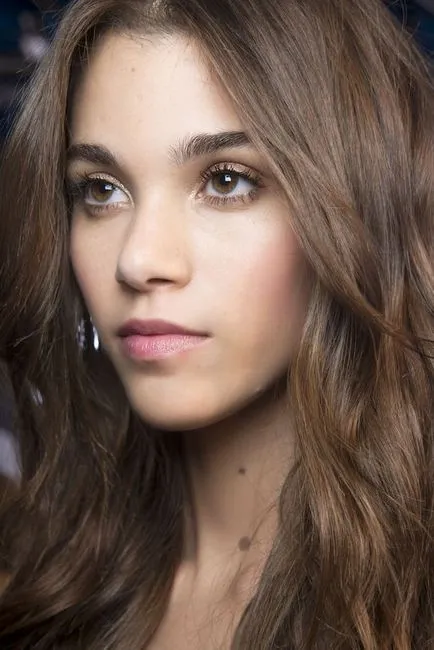 Fény make-up 30 fotó és lépésről lépésre