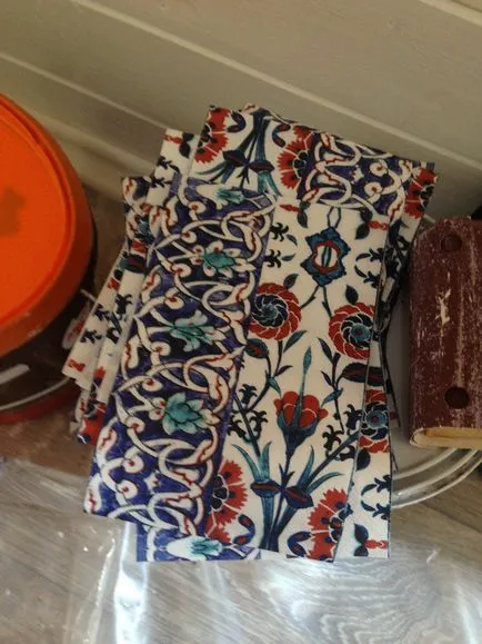 Mesterkurzus Maria talmachevoy átalakítja a régi szekrény segítségével decoupage technikával (építészet) Mesterkurzus Maria talmachevoy átalakítja a régi szekrény segítségével decoupage technikával
