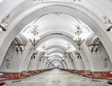 Kezdődött moszkvai metró