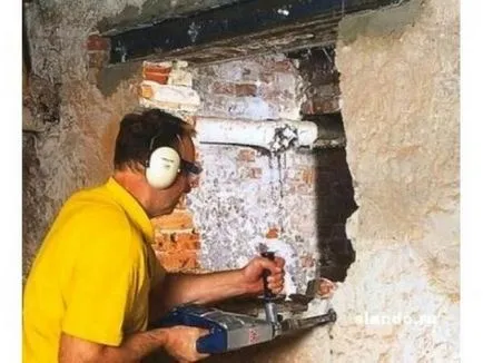 Tartófalak mi ez, hogyan kell meghatározni a vastagsága, fotók, videók, utasítások, hogy egy lyuk a (vastag) Tartófalak mi ez, hogyan kell meghatározni a vastagsága, fotók, videók, utasítások, hogy egy lyuk a