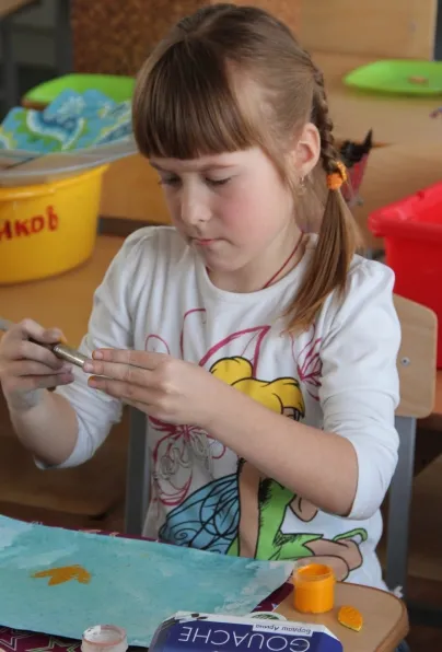 Nod hagyományostól eltérő technikák rajz „Primrose” (alkalmazás) Nod nem hagyományos technikák kidolgozása a „kankalin”