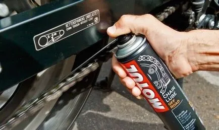Tisztítása és kenése a motorkerékpár lánc (z) Tisztítása és kenése a kerékpár lánc