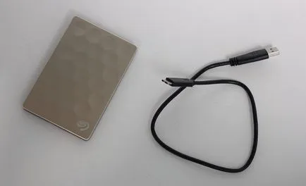 Áttekintés a külső merevlemez Seagate biztonsági plus ultra vékony - itndaily (ROM) Áttekintés a külső merevlemez Seagate biztonsági plus ultra vékony - itndaily