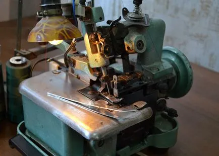 51 Overlock osztály, hogyan kell kitölteni a serger szál Class 51