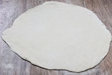 Pite-bombák paradicsommal és sajttal - a működési és költségvetési! (Növényi olaj búzaliszt) Pite-bombák paradicsommal és sajttal - a működési és költségvetési!