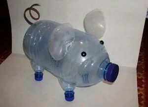 Műanyagból készült palackok, így (nyaralók) Műanyagból készült palackok, így