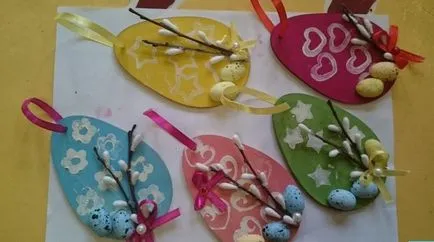 Mesterségek az Easter Easter fa kezüket lépések