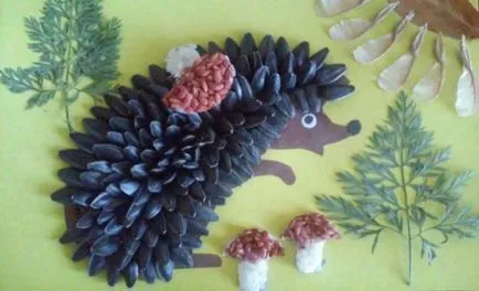 Gyártmányok napraforgómag kezük