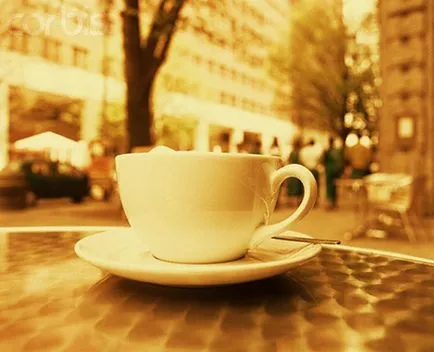 Felfüggesztett kávé vagy ingyen kávé (kávé) Felfüggesztett kávé vagy tea ingyen
