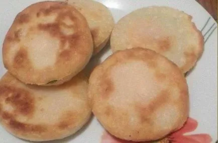 Lépésről lépésre recept bombochek paradicsommal és sajttal