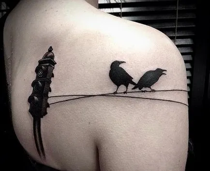 Megfelelő Tattoo érték formájában egy madár (12 fotó)
