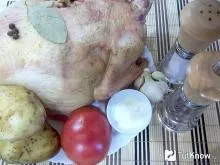 A recept a csirkét egy fazék zöldségek (csirke pot) Recept csirke zöldségeket egy bankot