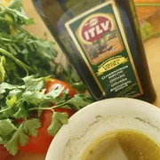 Saláta kaliforniai paprika, paradicsom, sajt recept fotók