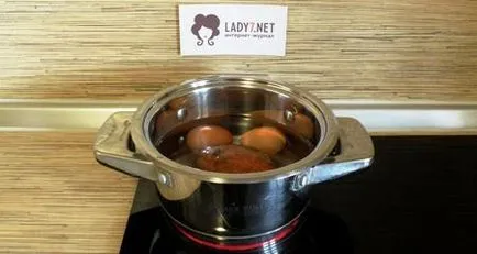 Saláta aszalt szilva, csirke és gomba - recept fotókkal