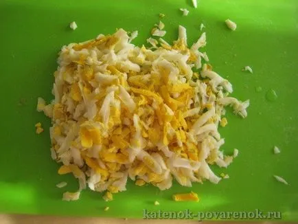 Saláta szilva és gomba 8 Simple receptek