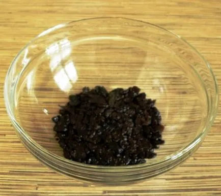 Saláta aszalt szilva, csirke és gomba - recept fotókkal
