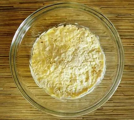 Saláta aszalt szilva, csirke és gomba - recept fotókkal