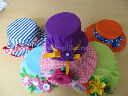 Egy kalap papírból kezeddel (hat) Egy kalap papírból saját kezűleg