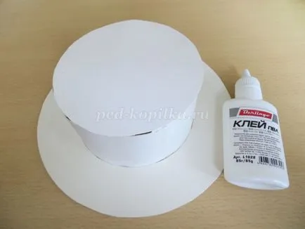 Egy kalap papírból kezeddel (a kezüket Mesterkurzus) Egy kalap papírból saját kezűleg