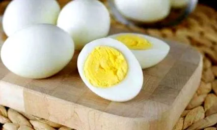 варени јајца парче како