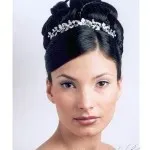 Menyasszonyi frizura a tiara (koronát) Menyasszonyi frizura a tiara