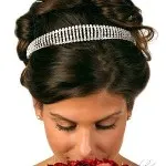 Menyasszonyi frizura a tiara (esküvői frizurák tiara) Menyasszonyi frizura a tiara