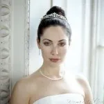 Menyasszonyi frizura a tiara (koronát) Menyasszonyi frizura a tiara