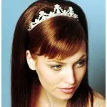 Menyasszonyi frizura a tiara (frizura) Menyasszonyi frizura a tiara