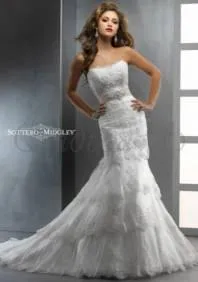 Esküvői ruha a vonat
