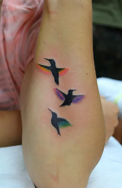 Tattoo madarak - vagyis a tetoválás vázlatok és fényképek (érték) Tattoo madarak - vagyis a tetoválás minták és képek