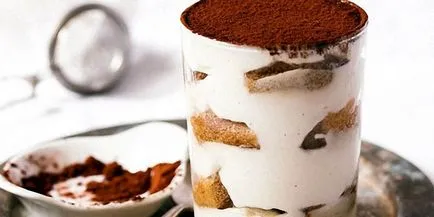 Tiramisu torta -, hogyan kell főzni otthon a klasszikus recept fotókkal (szakács) Tiramisu torta -, hogyan kell főzni otthon a klasszikus recept fotókkal