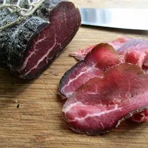 Jamon, sonka, basturma bresaola