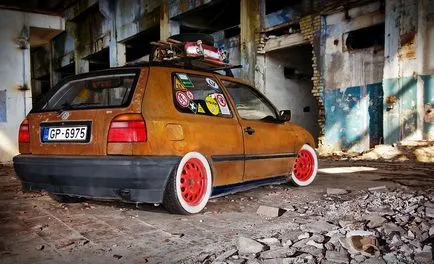 Whitewalls (vaytvolly), mit és hol