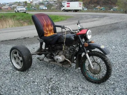 30 Példák elegáns tuning „Ural” motorkerékpár, frissebb - a legjobb a nap, amit valaha is szüksége van!