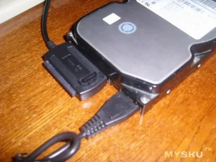 Adapter IDE és SATA csatlakozó készülékek USB-porton az üzlet (kapcsolat) Adapter csatlakoztatása IDE és SATA eszközök USB-port az üzlet