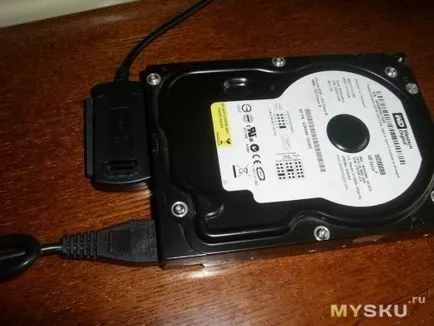 Adapter IDE és SATA csatlakozó készülékek USB-porton az üzlet (SATA) Adapter csatlakoztatása IDE és SATA eszközök USB-port az üzlet