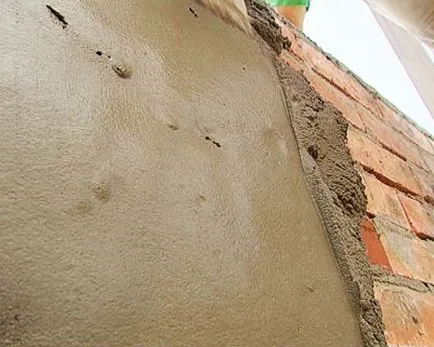A vakolat sütő - nem repedt videó útmutatást a vakolat a saját kezét,