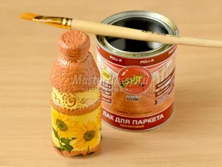 Decoupage palack tojással pattog