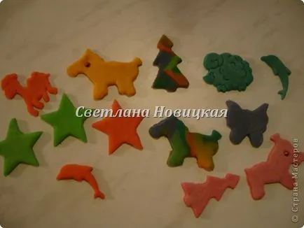 színes tészta