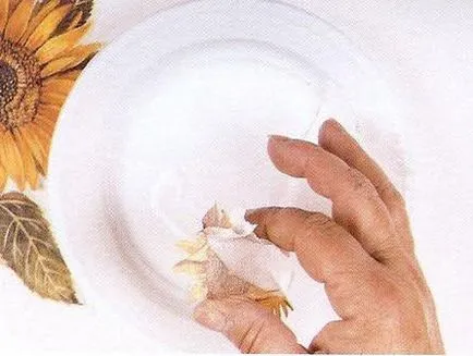 Decoupage származó betéteket a kezüket, hogyan lehet egy remekmű (szalvéták) Decoupage származó betéteket a kezüket, hogyan lehet egy remekmű