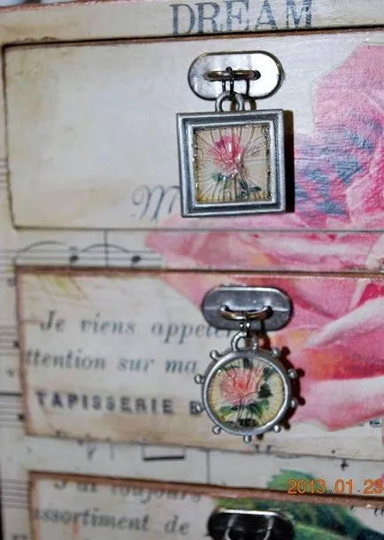 Decoupage bútorok saját kezűleg a mester osztályt kezdők számára lépésről lépésre fotók