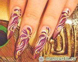 Nail kialakítás szárított virágok - szokatlan és topikális (köröm) Nail design szárított virágok - szokatlan és fontos